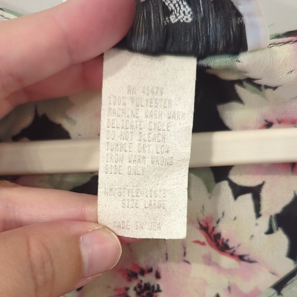 Vintage Floral Blouse Ruffles Long Sleeve size L‎ Made in USA - Picture 4 of 8